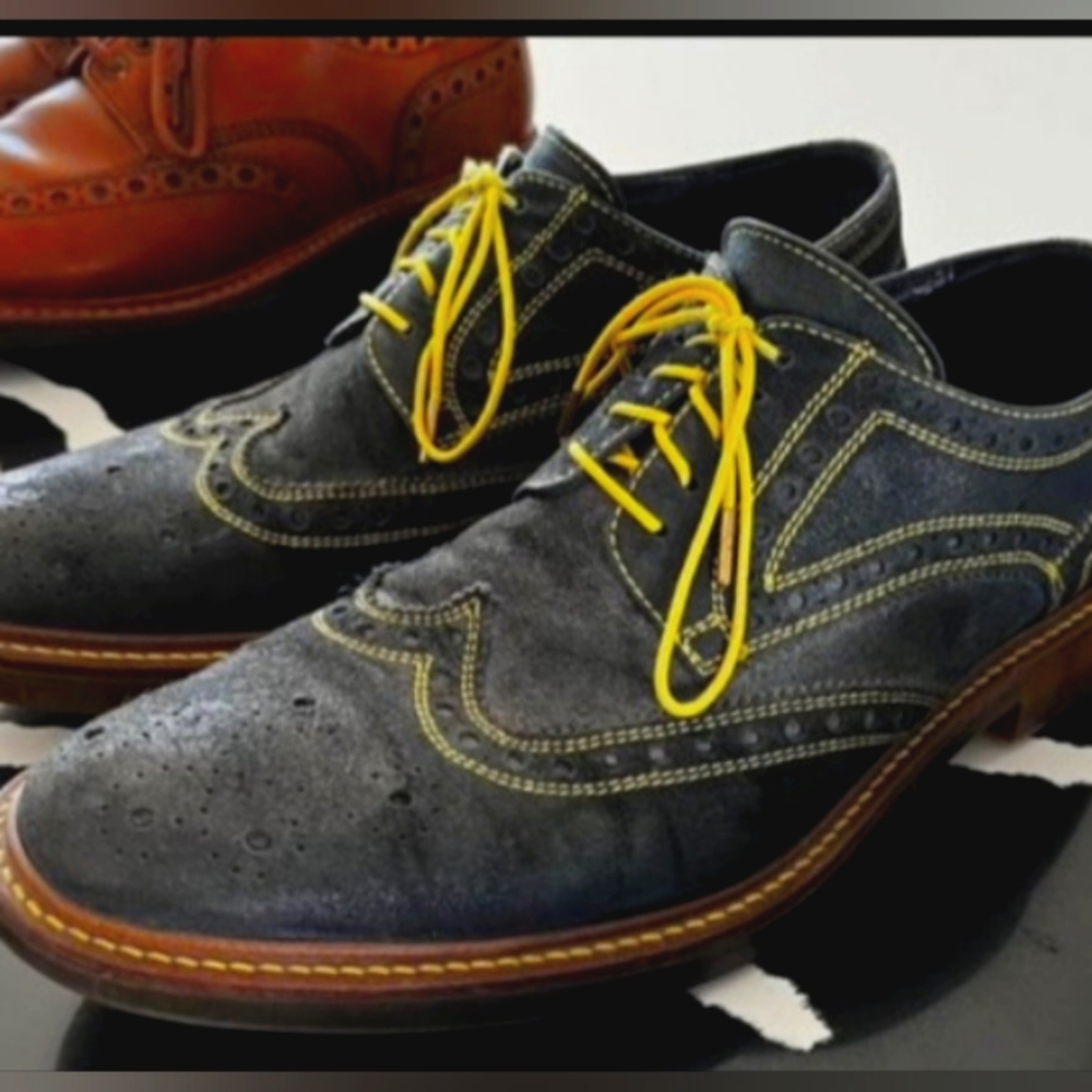 Men's Donald J. Pliner dress shoes sz:9